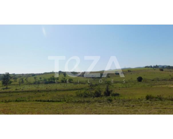 Foto de ÁREA RURAL - APROX. 264.000,00 M2 - CAÇAPAVA/SP